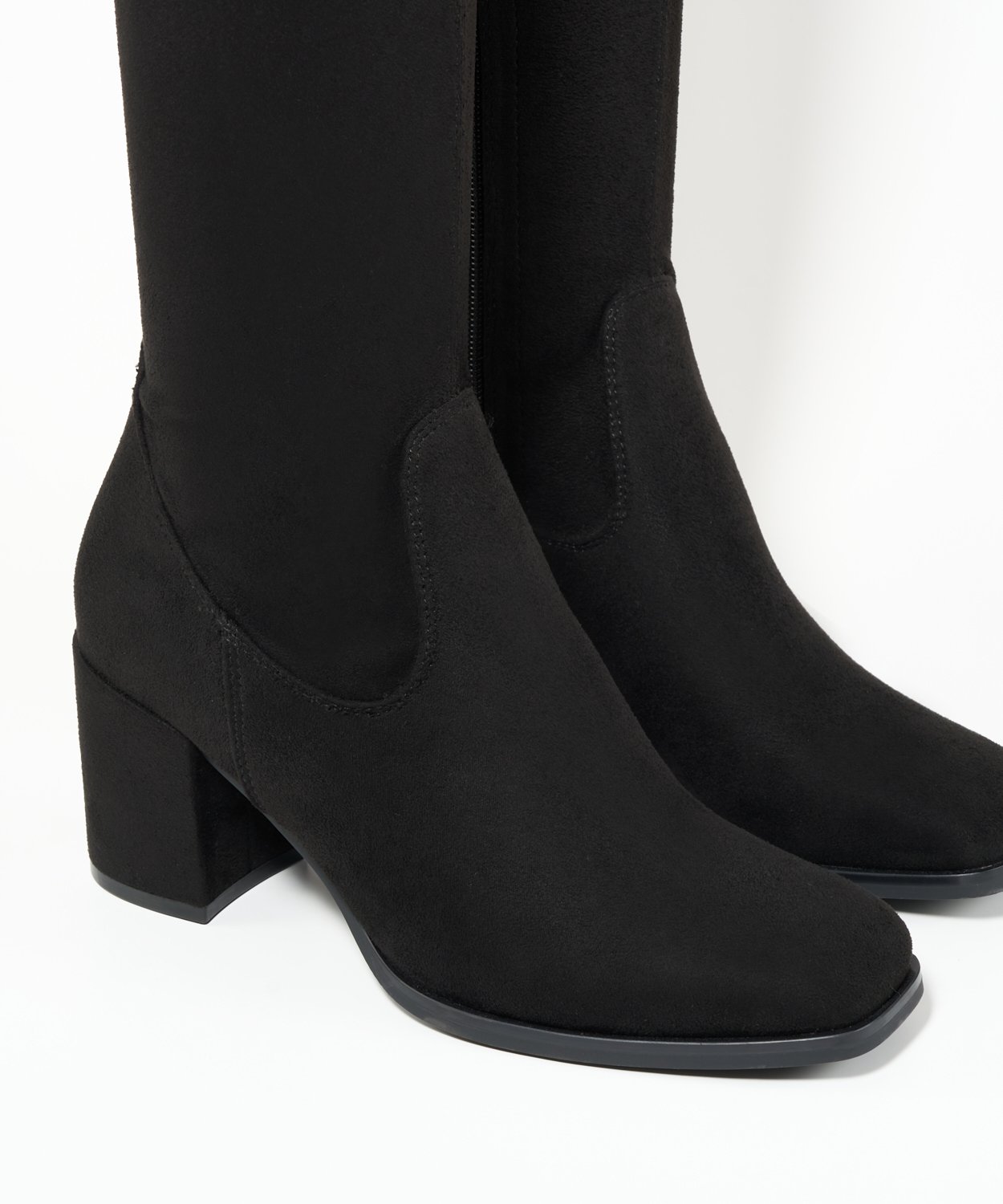 Bota tacón mosquetera image number null